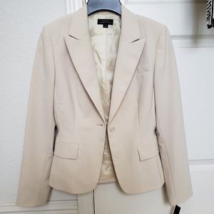 Tahari Classic Cream Blazer